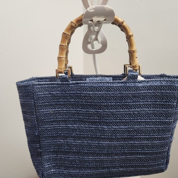 Haute Hippe clutch or crossbody - Picture 2 of 6